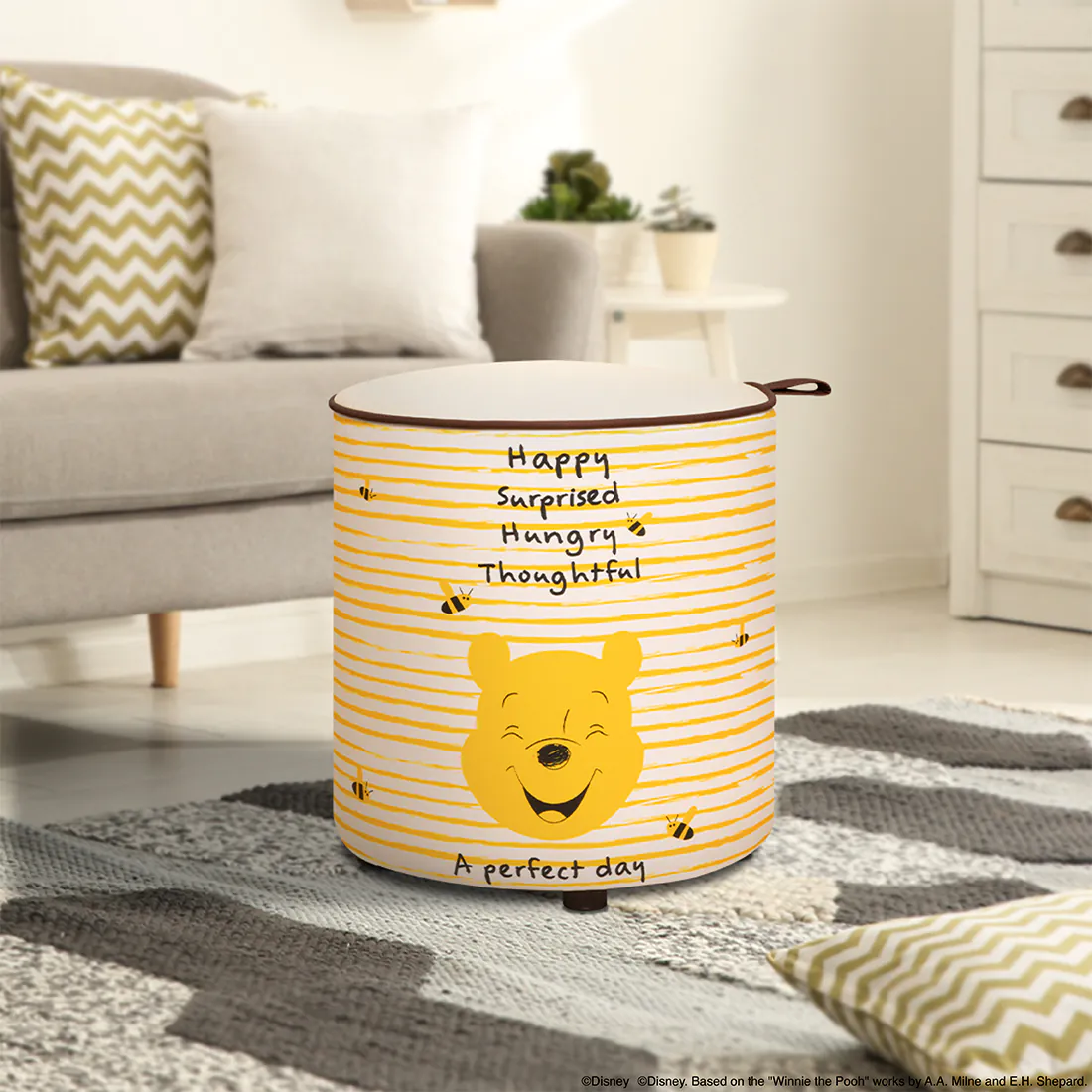 สตูล DISNEY รุ่น BUZZYBEE สีเหลือง 09