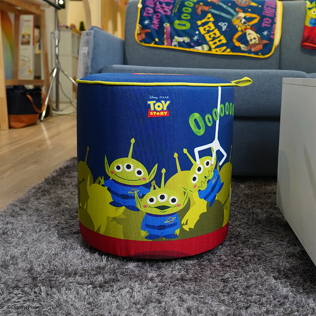 สตูล DISNEY รุ่น ALIENS/01 สีน้ำเงินเข้ม2