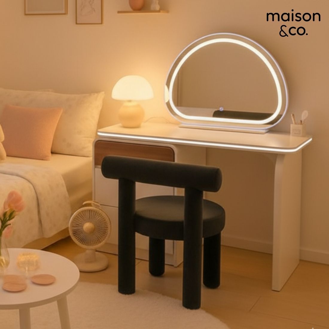 โต๊ะเครื่องแป้งปรับขนาดได้ พร้อมไฟ LED รุ่น Haminy สีขาว 04