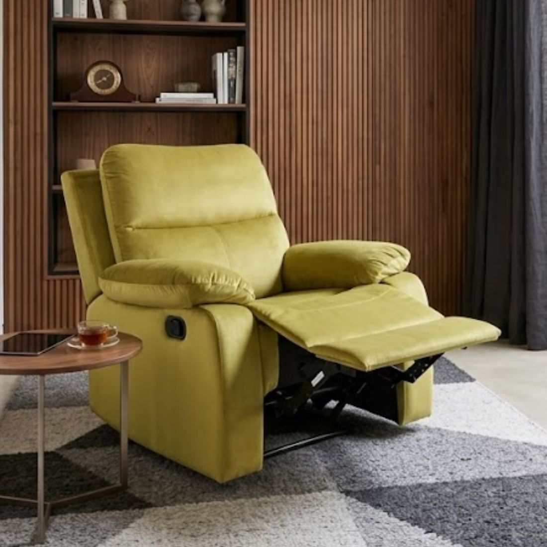 Recliner รุ่น REINIE 1 ที่นั่ง สีกำมะหยี่เหลือง