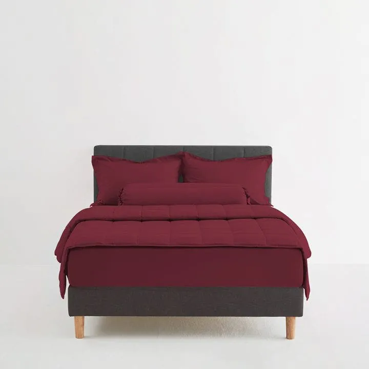 LOTUS ผ้าปู 3.5 ฟุต 3 ชิ้น พร้อมผ้านวม 70x90 รุ่น ATTITUDE ลาย LAT-BURGUNDY