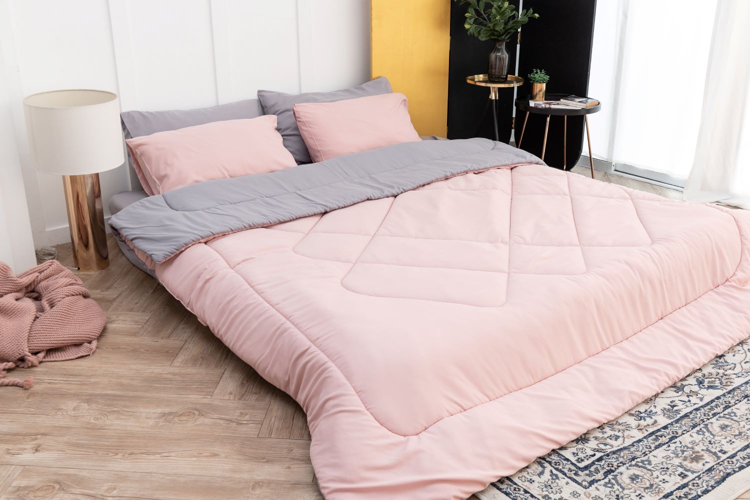 SANTA BEDDING SET ผ้าปู+ผ้าห่มนวม 3.5 ฟุต สี เทา - ชมพู/เทา 02
