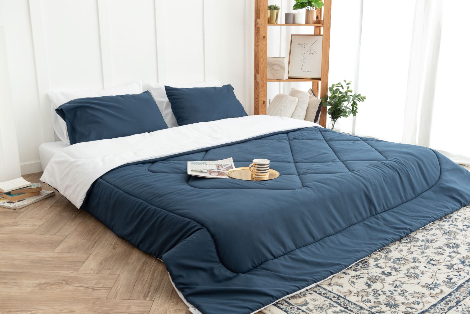 SANTA BEDDING SET ผ้าปู+ผ้าห่มนวม 5 ฟุต สี ขาว-ขาว/กรม01