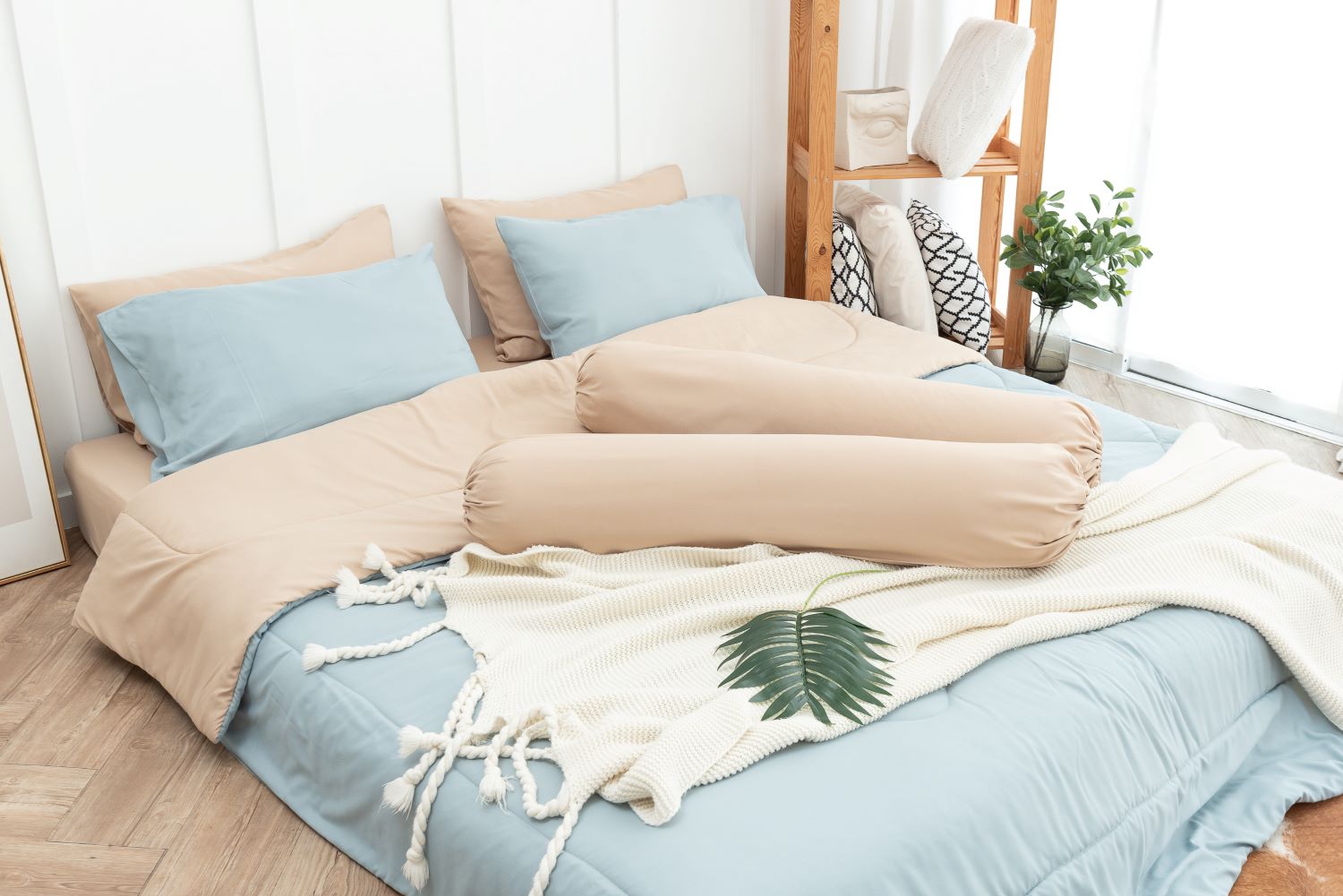 SANTA BEDDING SET ผ้าปู+ผ้าห่มนวม 3.5 ฟุต สี ครีม- ฟ้า/ครีม 02